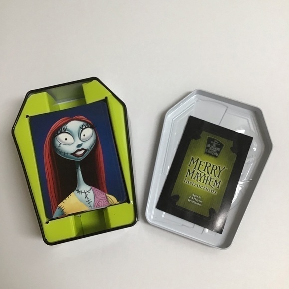 Disney Tim Burton Nightmare Before Christmas MERRY MAYHEM Card Game Coffin Tin - Picture 3 of 7